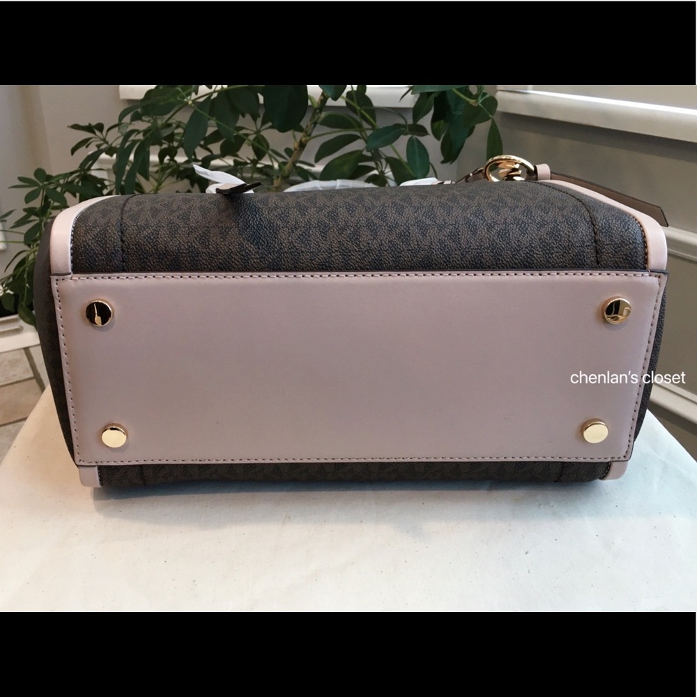 🌸NeW! Michael Kors Carine Tote Set - Picture 9 of 15